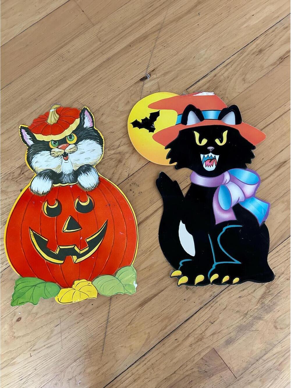 Vintage velvet set of two cardboard classroom Halloween die cuts. Eureka brand.